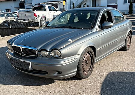 Jaguar X-Type 2 Liter Diesel Classic*MFL*Klima*