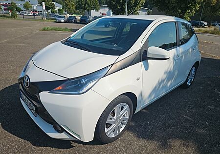 Toyota Aygo (X) Aygo - KLIMA/MFL/TEMP/KAM/LED/ALU/