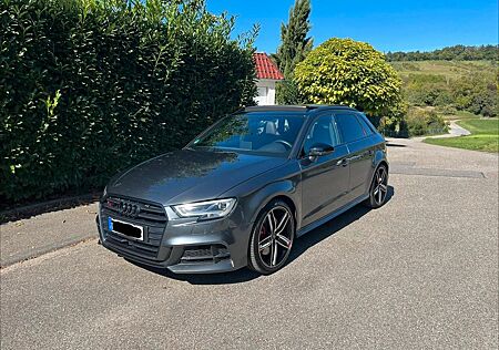 Audi S3 Sportback (MatrixLED, B&O, Panorama, ...)