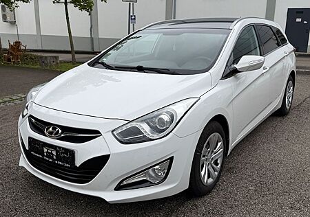 Hyundai i40 cw Edition TÜV NEU/TEMPOMAT/LED/KLIMA/