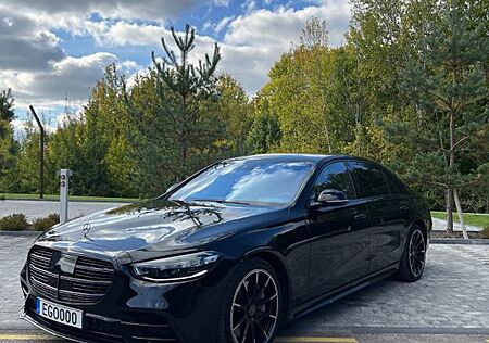 Mercedes-Benz S 580 e L -