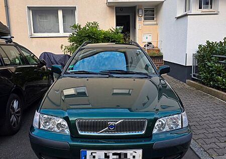Volvo V40 2.0 -