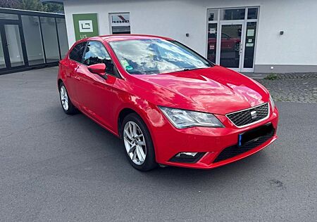 Seat Leon SC 2.0 TDI Tüv + Reifen + Zahnriemen neu