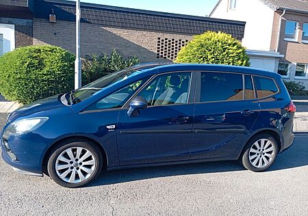 Opel Zafira Tourer 2.0 CDTI Diesel 130 PS