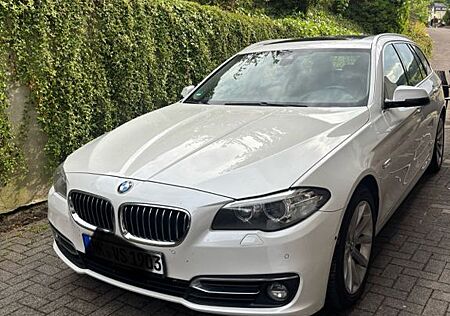 BMW 525d Touring F11 Luxury Line