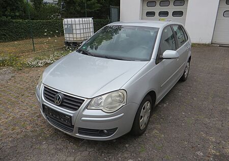 VW Polo Volkswagen 1.2 KLIMA TÜV NEU BENZIN WINTERREIFEN