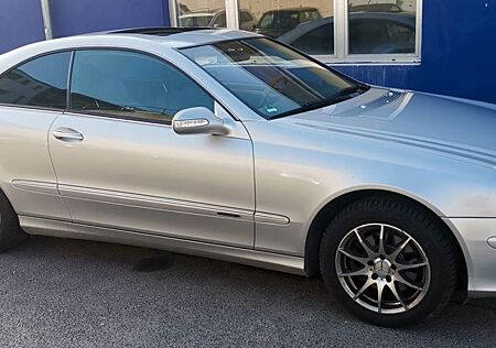 Mercedes-Benz CLK 320 ELEGANCE AUTOMATIK TÜV Xenon SHZ S.dach