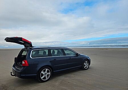 Volvo V70 2.5 Summum CNG+Benzin