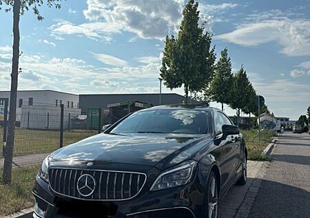 Mercedes-Benz CLS 500 4MATIC -