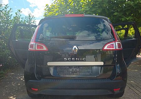 Renault Scenic Avantage 2009 1.9 dCi FAP 96kW Avanta...