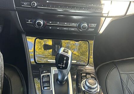 BMW 520d xDrive A -