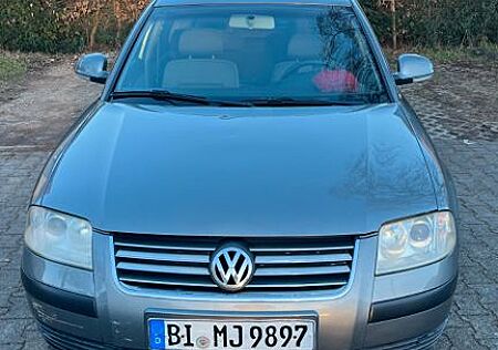 VW Passat Volkswagen 1.6 | TÜV bis 2027