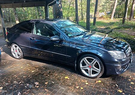 Mercedes-Benz CLC 200 KOMPRESSOR -