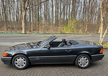 Mercedes-Benz SL 300 -24, TÜV u. Service neu, H-Kennz.