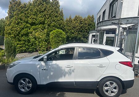 Hyundai ix35 blue Finale 2WD