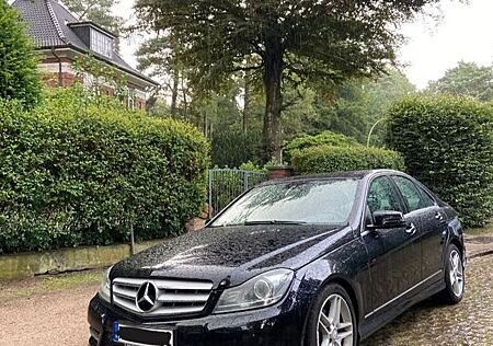 Mercedes-Benz C 200 AVANTGARDE