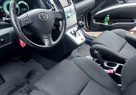 Toyota Corolla Verso 1.8-l-VVT-i Edition 7-Sitzer E...
