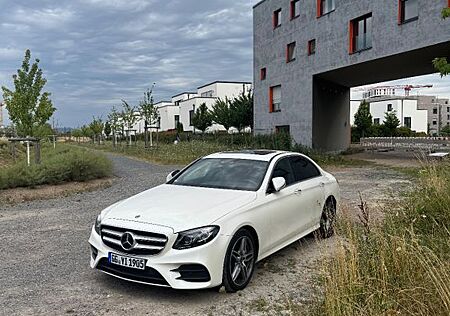 Mercedes-Benz E 450 4MATIC AMG-Line, 360*Schiebedach*Multibeam