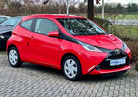 Toyota Aygo (X) Aygo -play / Klima / 1-Hand