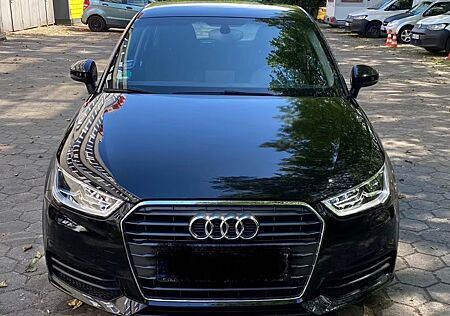 Audi A1 1.0 TFSI ultra S tronic Sportback - Navi Shz