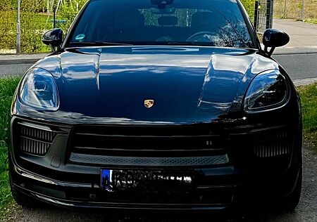 Porsche Macan GTS I 440 PS I EZ 2021