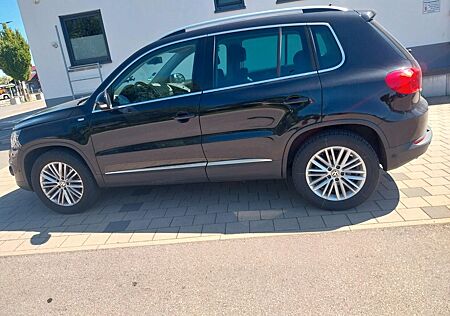 VW Tiguan Volkswagen 1.4 TSI 90 BlueMot Tec CUP Sport & St...