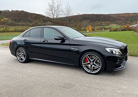 Mercedes-Benz C 63 AMG C 63 S Mercedes-AMG S/CARPLAY/KAMARA