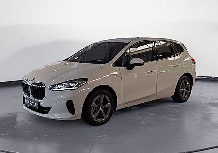 BMW 218i Active Tourer AHK Navigation