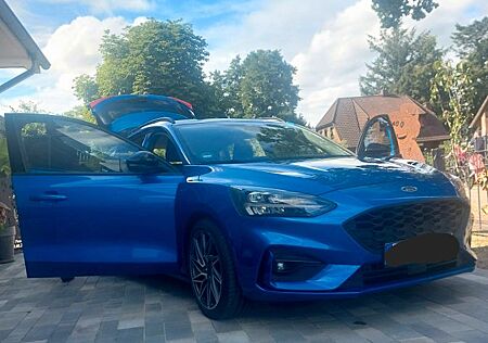 Ford Focus 1,5 EcoBoost 110kW ST-Line Turnier Aut...