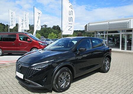 Nissan Qashqai Acenta 1.3 DIG-T Winterpak. Navi-Connect