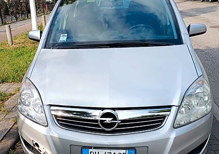 Opel Zafira 1.9 CDTI - mit neuen Tüv Ab Juni 2027