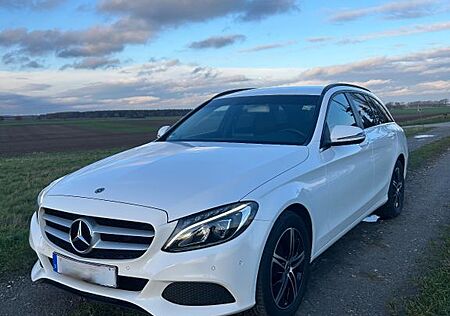 Mercedes-Benz C 200 C200d (2,2) 9G-Aut. LED Navi