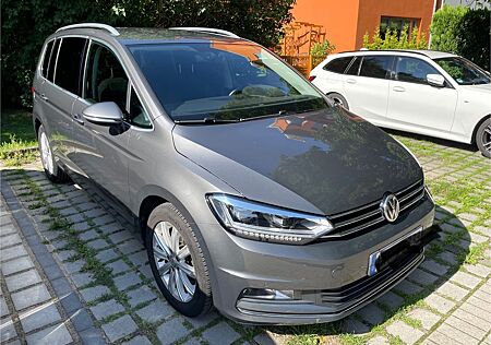 VW Touran Volkswagen 1.4 TSI Highline BMT Highline