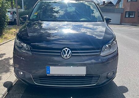 VW Touran Volkswagen 1.6 TDI