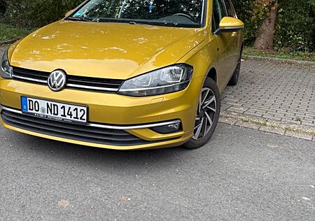 VW Golf Volkswagen 1.6 TDI Join