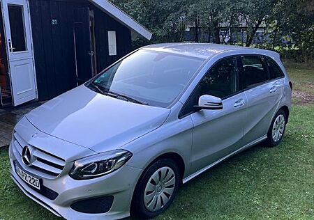 Mercedes-Benz B 220 d 4MATIC DCT Style Style