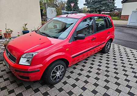 Ford Fusion 1.6 Tüv, Klima