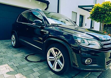 VW Tiguan Volkswagen Cityscape 4 Motion DSG R-Line 2.0 TDI