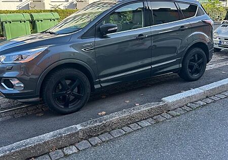 Ford Kuga 2,0 TDCi 4x4 132kW Vignale PowerShift V 180