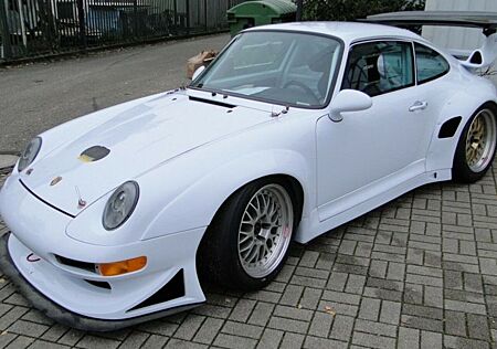 Porsche 993 GT2 R Rennfahrzeug