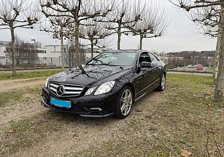 Mercedes-Benz E 350 E350 CDI Coupé AMG Paket