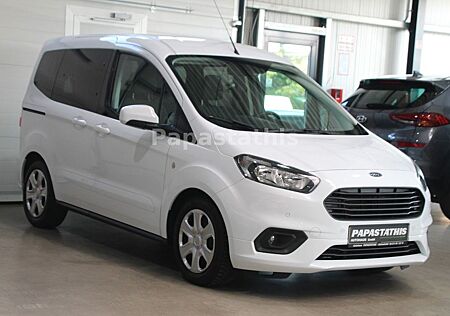 Ford Tourneo Courier TDCI *NAVI*PDC*2xS.TÜR*TEMPOMAT*