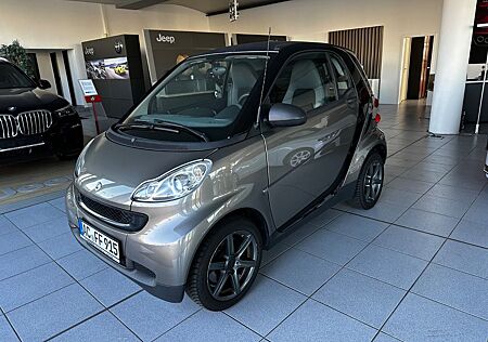 Smart ForTwo /black limited black/Tüv neu/klima