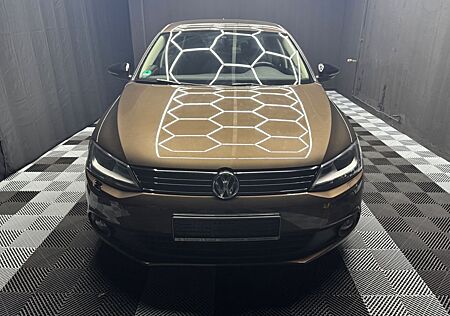 VW Jetta Volkswagen 1.6 TDI MATCH MATCH
