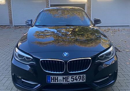 BMW 218d Coupé Sport Line Automatik