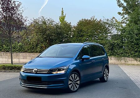 VW Touran Volkswagen 2.0 TDI SCR DSG Comfortline 7sitzer