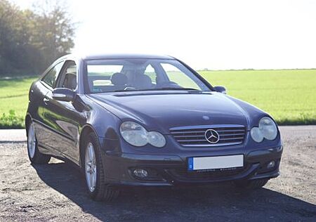 Mercedes-Benz CLC 220