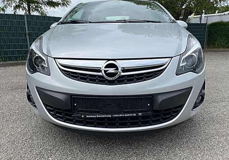 Opel Corsa D 1,4 Benzin. Automatik.1 Hand .TÜV 12.26