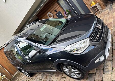 Dacia Dokker Stepway 131 PS mit AHK - Top !