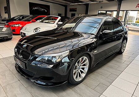 BMW M5 Limousine Basis